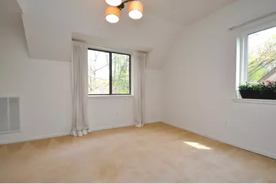 1659 Parkcrest Circle #C, Reston, VA 20190 - Photo 6