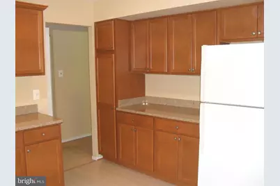 1659 Parkcrest Circle #C, Reston, VA 20190 - Photo 8