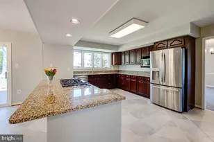 15253 Surrey House Way, Centreville, VA 20120 - Photo 16