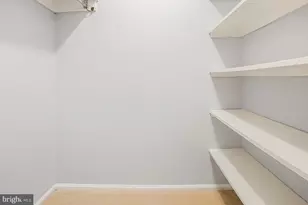 5904 Mt Eagle Dr, Alexandria, VA 22303 - Photo 32