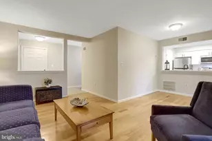 3375 Lakeside View Dr, Falls Church, VA 22041 - Photo 8