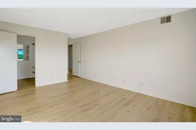 5904 Mount Eagle Drive #812, Alexandria, VA 22303 - Photo 34