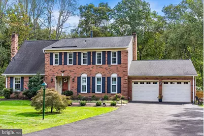 10103 Tamarack Drive, Vienna, VA 22182 - Photo 2