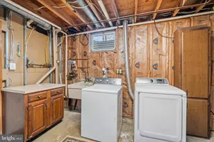 14725 St Germain Dr, Centreville, VA 20121 - Photo 38