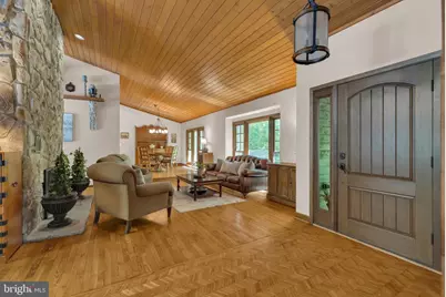 9920 Jaydee Boulevard, Fairfax Station, VA 22039 - Photo 4