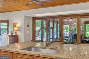 9920 Jaydee Blvd, Fairfax Station, VA 22039 - Photo 14