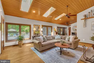 9920 Jaydee Blvd, Fairfax Station, VA 22039 - Photo 16