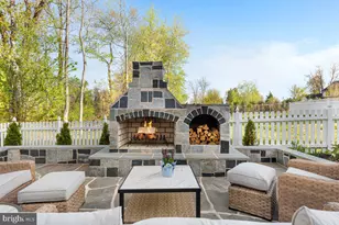 8734 Lukens Ln, Alexandria, VA 22309 - Photo 2