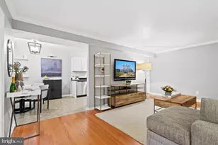 3332 Spring Ln, Falls Church, VA 22041 - Photo 6