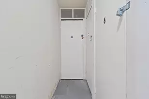 3332 Spring Ln, Falls Church, VA 22041 - Photo 2