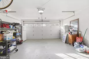 5804 Stone Creek Dr, Centreville, VA 20120 - Photo 40