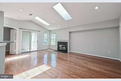 5601 Willoughby Newton Drive #36, Centreville, VA 20120 - Photo 10
