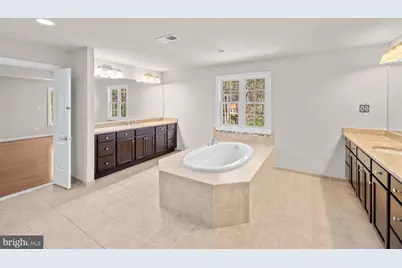 7934 Shreve Road, Falls Church, VA 22043 - Photo 52