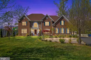 7934 Shreve Rd, Falls Church, VA 22043 - Photo 2