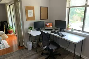 615 Center St, Herndon, VA 20170 - Photo 2