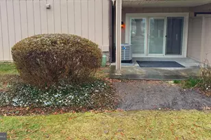 5812 Royal Ridge Dr, Springfield, VA 22152 - Photo 20