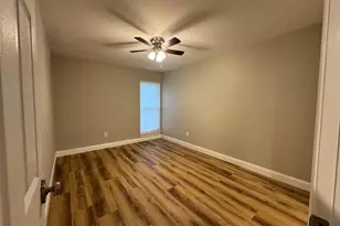 5812 Royal Ridge Dr, Springfield, VA 22152 - Photo 10