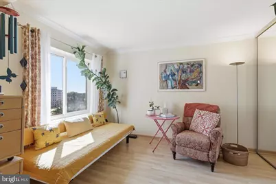 8360 Greensboro Drive #806, McLean, VA 22102 - Photo 6