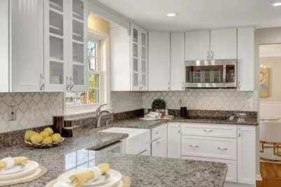 2015 Freedom Lane, Falls Church, VA 22043 - Photo 2