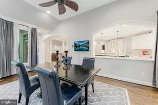 7814 Crownhurst Ct, McLean, VA 22102 - Photo 16