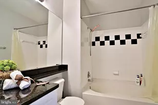 2765 Centerboro Dr, Vienna, VA 22181 - Photo 18