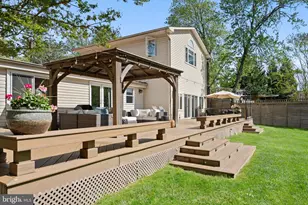 7113 Carol Ln, Falls Church, VA 22042 - Photo 40