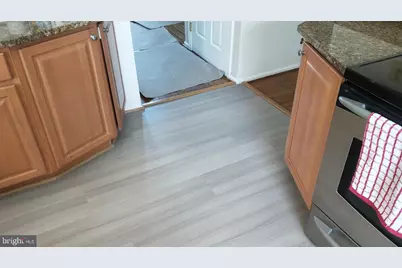 8523 Electric Avenue, Vienna, VA 22182 - Photo 2