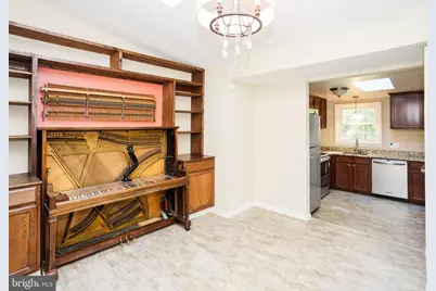 8901 Beauchamp Drive, Alexandria, VA 22309 - Photo 10