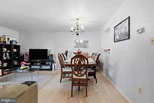 14434 Salisbury Plain Ct, Centreville, VA 20120 - Photo 4