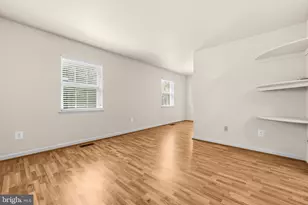 8931 Park Forest Dr, Springfield, VA 22152 - Photo 20