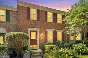 8931 Park Forest Dr, Springfield, VA 22152 - Photo 4