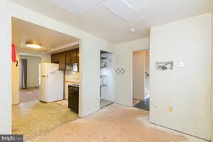 4560 Bogart Ct, Annandale, VA 22003 - Photo 4