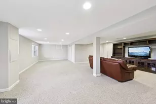 10305 Mountington Ct, Vienna, VA 22182 - Photo 48