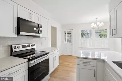 5414 Rumsey Place, Fairfax, VA 22032 - Photo 8