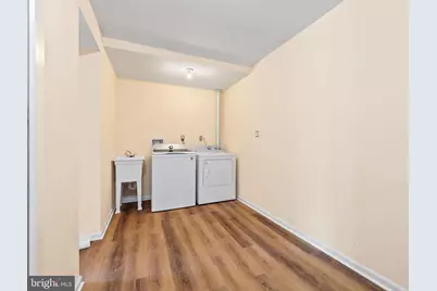 8361 Thompson Road, Annandale, VA 22003 - Photo 30