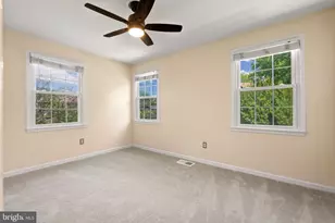 8361 Thompson Rd, Annandale, VA 22003 - Photo 18