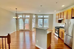 8175 Skelton Cir, Falls Church, VA 22042 - Photo 2