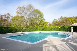 6608 Jupiter Hills Cir, Alexandria, VA 22312 - Photo 32