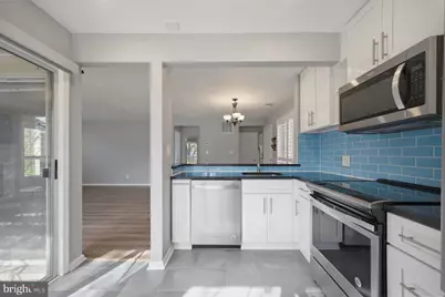 6608 Jupiter Hills Circle #A, Alexandria, VA 22312 - Photo 12