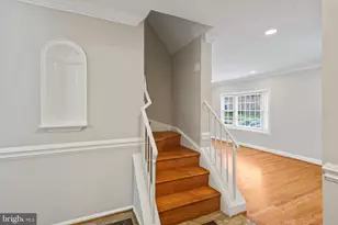8251 Clifton Farm Ct, Alexandria, VA 22306 - Photo 10