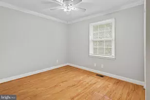 8251 Clifton Farm Ct, Alexandria, VA 22306 - Photo 24