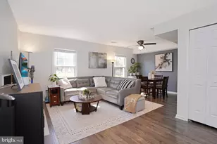 6038 Netherton St, Centreville, VA 20120 - Photo 6