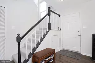 6038 Netherton St, Centreville, VA 20120 - Photo 4