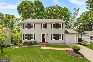 9361 Tartan View Dr, Fairfax, VA 22032 - Photo 2