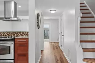 6518 Yadkin Ct, Alexandria, VA 22310 - Photo 4