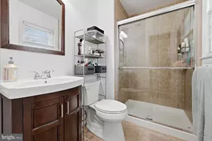 8414 Danford Ct, Springfield, VA 22152 - Photo 16