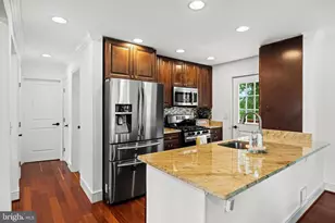 7241 Lee Hwy, Falls Church, VA 22046 - Photo 16