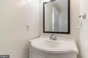 4297 Country Squire Ln, Fairfax, VA 22032 - Photo 16