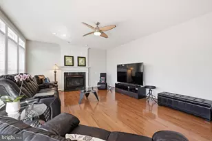 4909 Sammy Joe Dr, Fairfax, VA 22030 - Photo 8