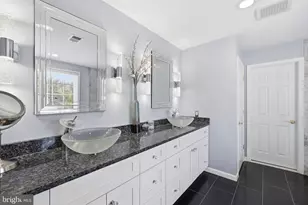 4909 Sammy Joe Dr, Fairfax, VA 22030 - Photo 34